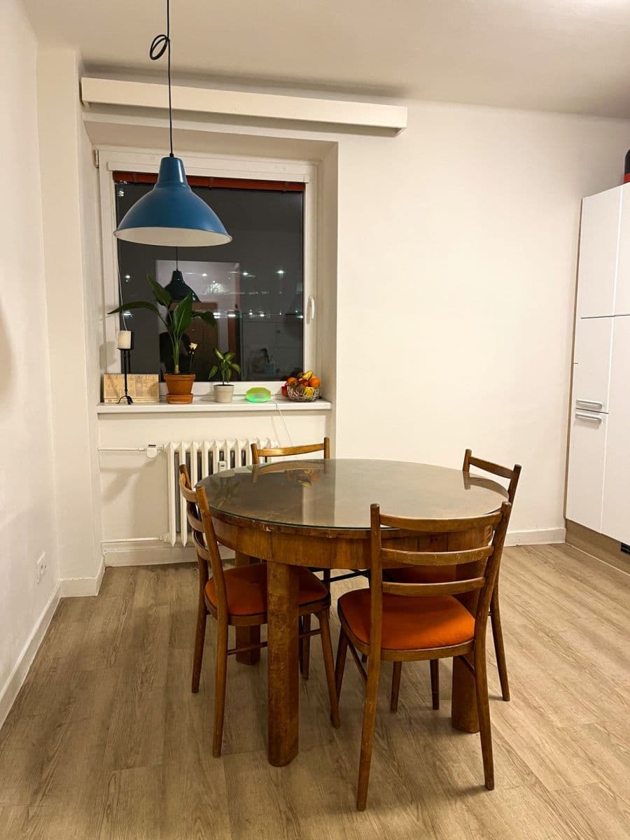 Prenájom bytu 2-izbový 65 m², Páričkova, Ružinov, Bratislavský kraj Prenájom bytu 2-izbový 65 m², Páričkova, Ružinov, Bratislavský kraj