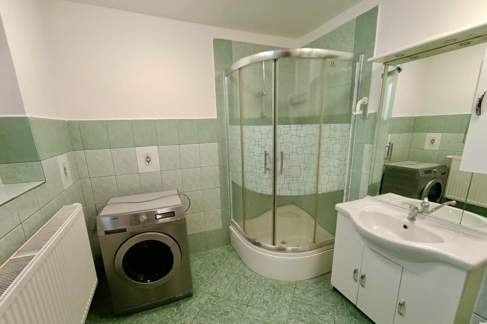 Predaj domu 166 m², pozemek 226 m², Lovčen, Ledeč nad Sázavou, Kraj Vysočina Predaj domu 166 m², pozemek 226 m², Lovčen, Ledeč nad Sázavou, Kraj Vysočina