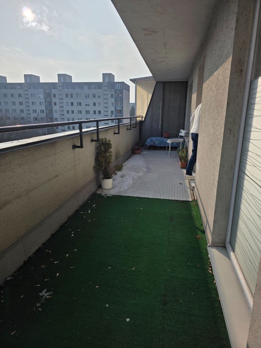 Prenájom bytu 1-izbový 45 m², Poľnohospodárska, Vrakuňa, Bratislavský kraj Prenájom bytu 1-izbový 45 m², Poľnohospodárska, Vrakuňa, Bratislavský kraj