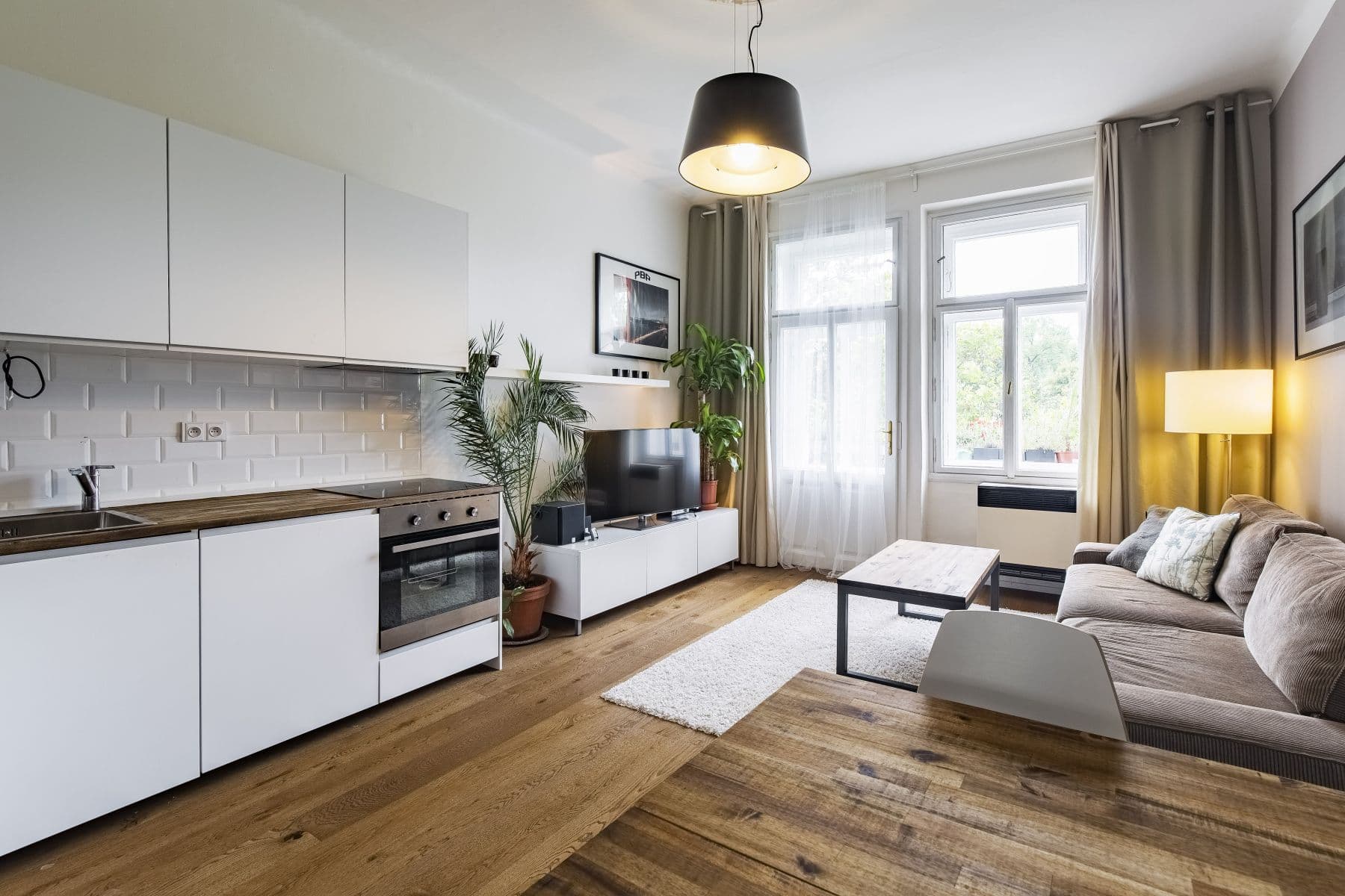 Prenájom bytu 53 m², namesti generala Kutlvasra, Praha, Praha Prenájom bytu 53 m², namesti generala Kutlvasra, Praha, Praha