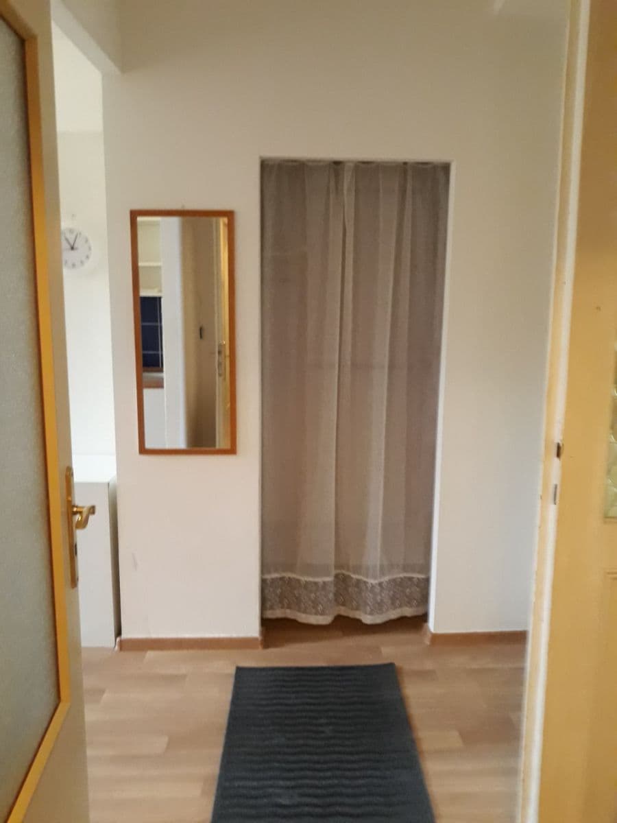 Prenájom bytu 1-izbový 41 m², Hartigova, Praha, Praha Prenájom bytu 1-izbový 41 m², Hartigova, Praha, Praha