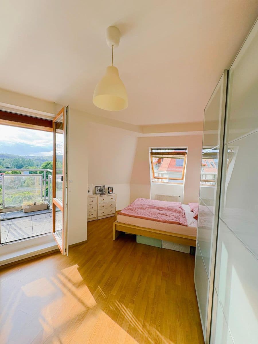 Prenájom bytu 2-izbový 62 m², Komořanská, Praha, Praha Prenájom bytu 2-izbový 62 m², Komořanská, Praha, Praha