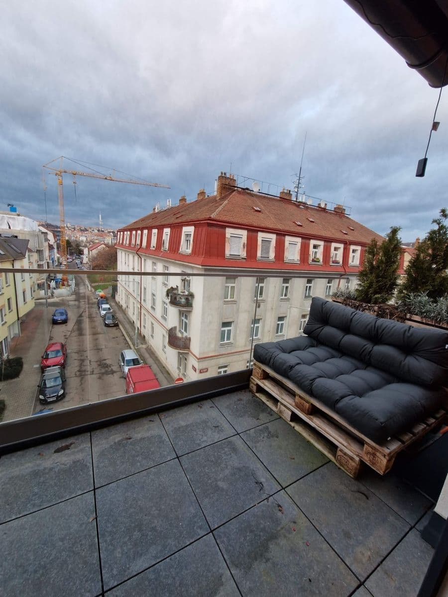 Prenájom bytu 2-izbový 40 m², Pod Stárkou, Praha, Praha Prenájom bytu 2-izbový 40 m², Pod Stárkou, Praha, Praha