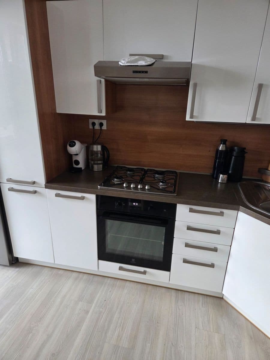 Predaj bytu 3-izbový 75 m², Lumírova, Ostrava, Moravskoslezský kraj Predaj bytu 3-izbový 75 m², Lumírova, Ostrava, Moravskoslezský kraj