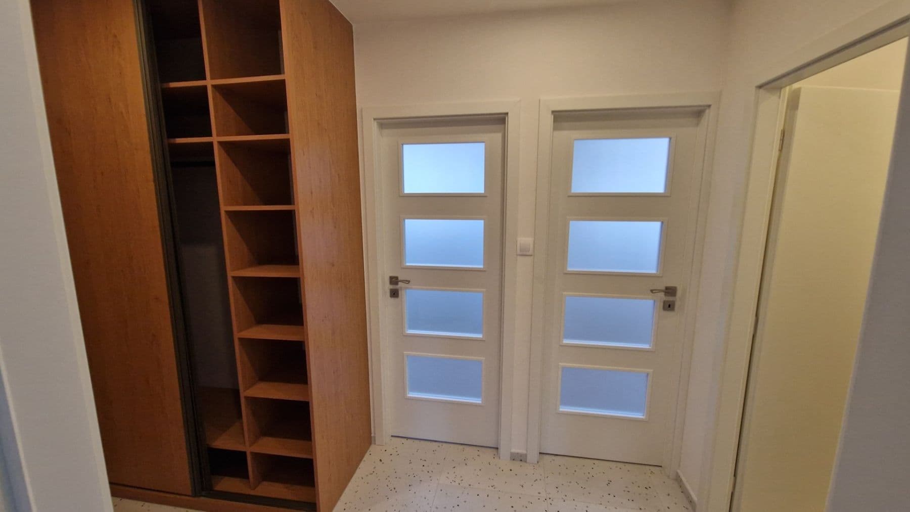 Prenájom bytu 3-izbový 55 m², Varnsdorfská, Praha, Praha Prenájom bytu 3-izbový 55 m², Varnsdorfská, Praha, Praha