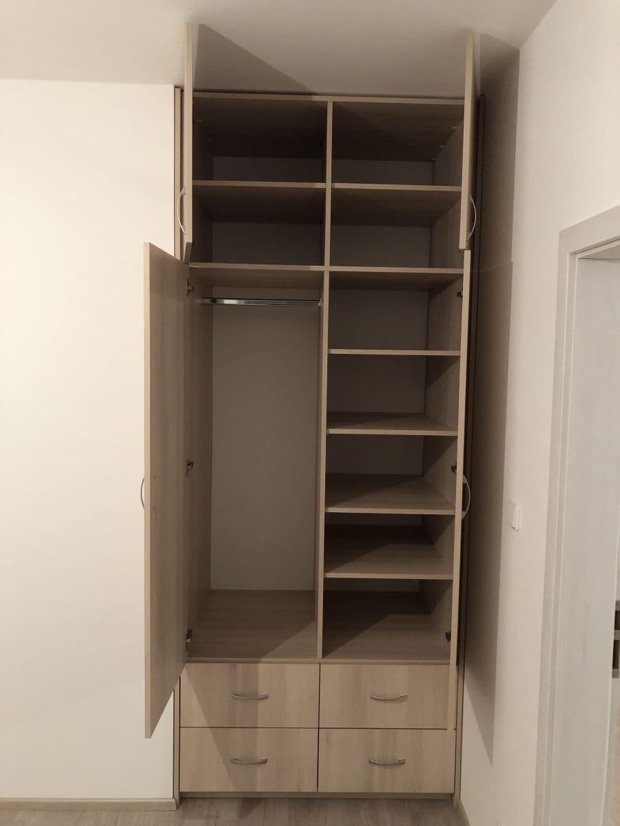 Prenájom bytu 2-izbový 53 m², Makedonská, Praha, Praha Prenájom bytu 2-izbový 53 m², Makedonská, Praha, Praha