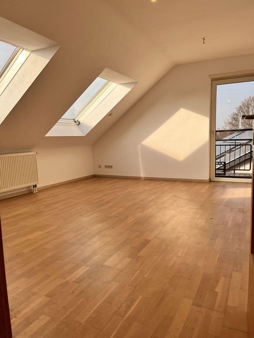 Prenájom bytu 2-izbový 71 m², Römerberg, Porýnie-Falcko Prenájom bytu 2-izbový 71 m², Römerberg, Porýnie-Falcko