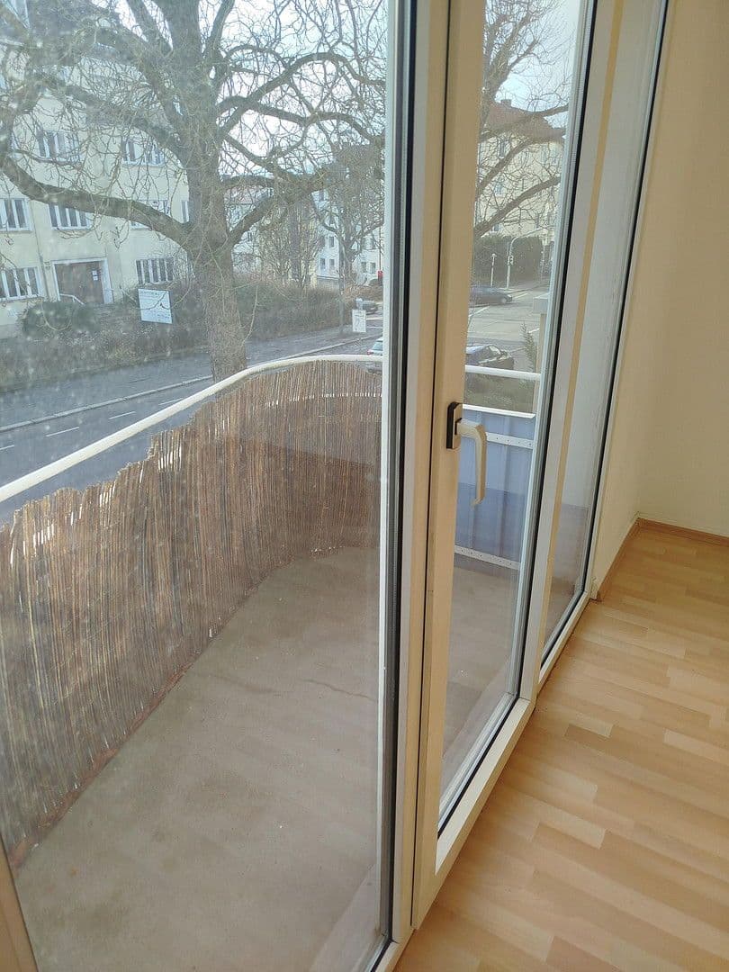 Prenájom bytu 1-izbový 40 m², Kassel, Hesensko Prenájom bytu 1-izbový 40 m², Kassel, Hesensko