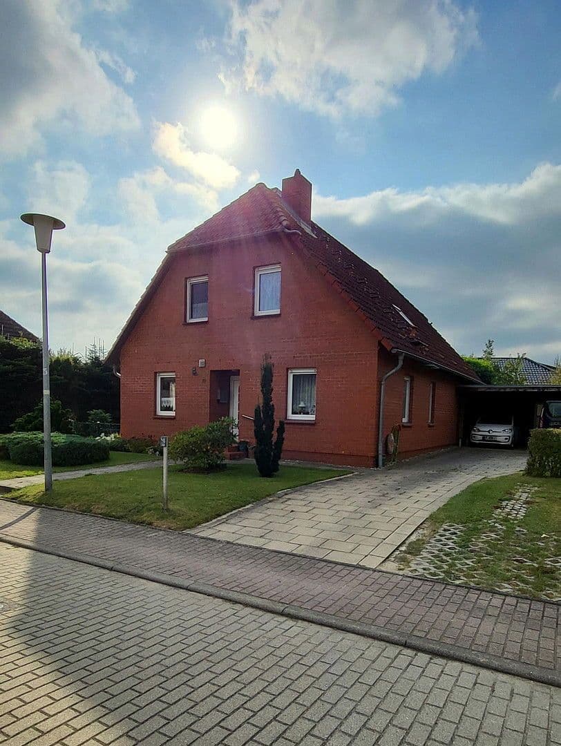 Predaj domu 152 m², pozemek 769 m², Jördenstorf, Meklenbursko-Predpomoransko Predaj domu 152 m², pozemek 769 m², Jördenstorf, Meklenbursko-Predpomoransko