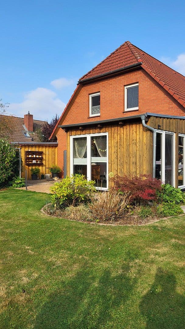 Predaj domu 152 m², pozemek 769 m², Jördenstorf, Meklenbursko-Predpomoransko Predaj domu 152 m², pozemek 769 m², Jördenstorf, Meklenbursko-Predpomoransko