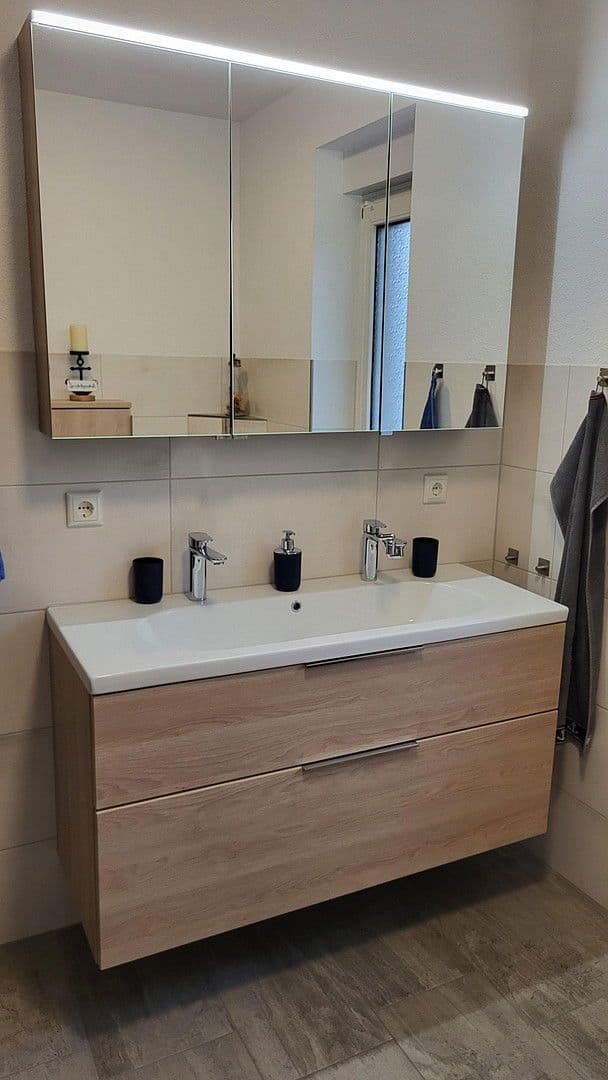 Predaj domu 152 m², pozemek 769 m², Jördenstorf, Meklenbursko-Predpomoransko Predaj domu 152 m², pozemek 769 m², Jördenstorf, Meklenbursko-Predpomoransko