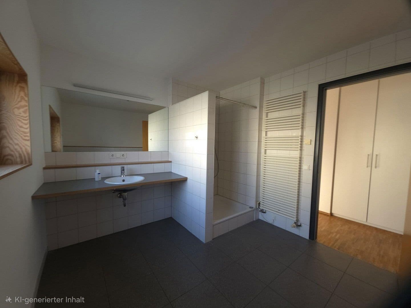 Prenájom domu 200 m², pozemek 450 m², Reutlingen, Bádensko-Wurttembersko Prenájom domu 200 m², pozemek 450 m², Reutlingen, Bádensko-Wurttembersko