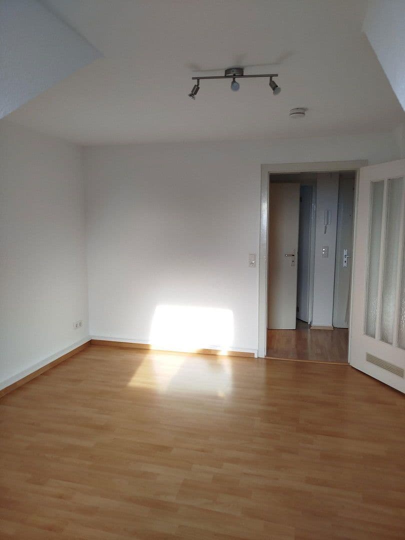 Prenájom bytu 2-izbový 41 m², Kassel, Hesensko Prenájom bytu 2-izbový 41 m², Kassel, Hesensko