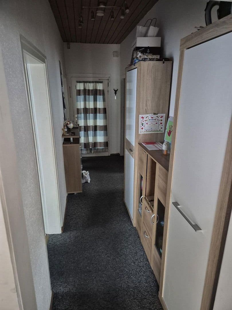 Prenájom bytu 4-izbový 102 m², Schwäbisch Gmünd, Bádensko-Wurttembersko Prenájom bytu 4-izbový 102 m², Schwäbisch Gmünd, Bádensko-Wurttembersko