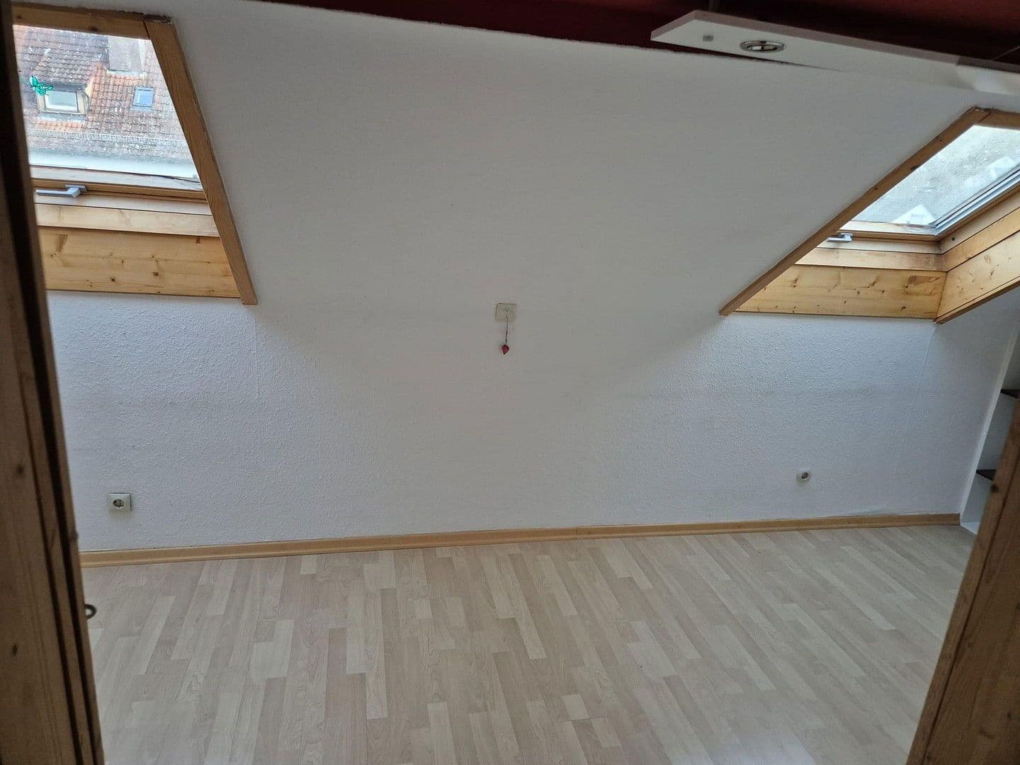 Prenájom bytu 4-izbový 102 m², Schwäbisch Gmünd, Bádensko-Wurttembersko Prenájom bytu 4-izbový 102 m², Schwäbisch Gmünd, Bádensko-Wurttembersko