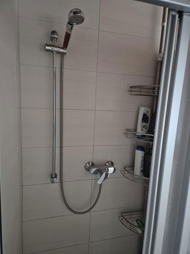 Prenájom bytu 4-izbový 102 m², Schwäbisch Gmünd, Bádensko-Wurttembersko Prenájom bytu 4-izbový 102 m², Schwäbisch Gmünd, Bádensko-Wurttembersko