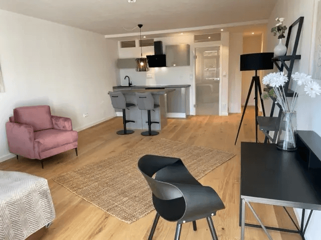 Prenájom bytu 1-izbový 24 m², Kommissionsstraße 14, Neuruppin, Brandenbursko Prenájom bytu 1-izbový 24 m², Kommissionsstraße 14, Neuruppin, Brandenbursko