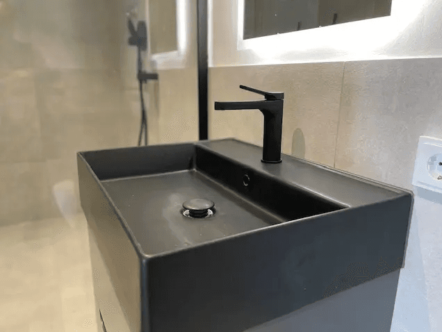 Prenájom bytu 1-izbový 24 m², Kommissionsstraße 14, Neuruppin, Brandenbursko Prenájom bytu 1-izbový 24 m², Kommissionsstraße 14, Neuruppin, Brandenbursko