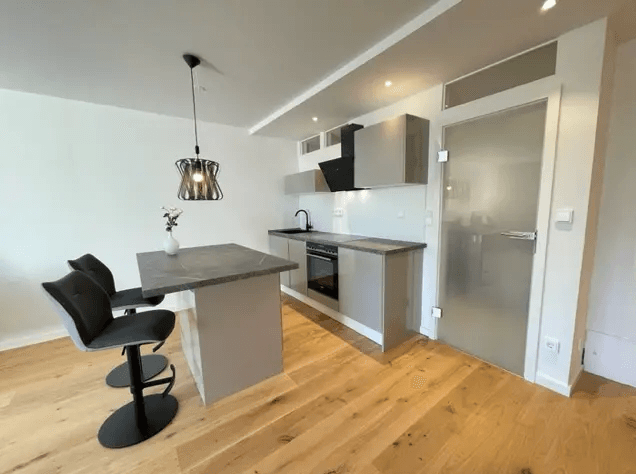 Prenájom bytu 1-izbový 24 m², Kommissionsstraße 14, Neuruppin, Brandenbursko Prenájom bytu 1-izbový 24 m², Kommissionsstraße 14, Neuruppin, Brandenbursko