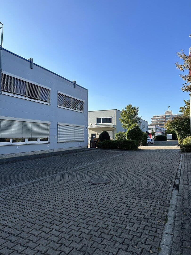 Prenájom kancelárie 270 m², Affingerstr. 12-14, Augsburg, Bavorsko Prenájom kancelárie 270 m², Affingerstr. 12-14, Augsburg, Bavorsko