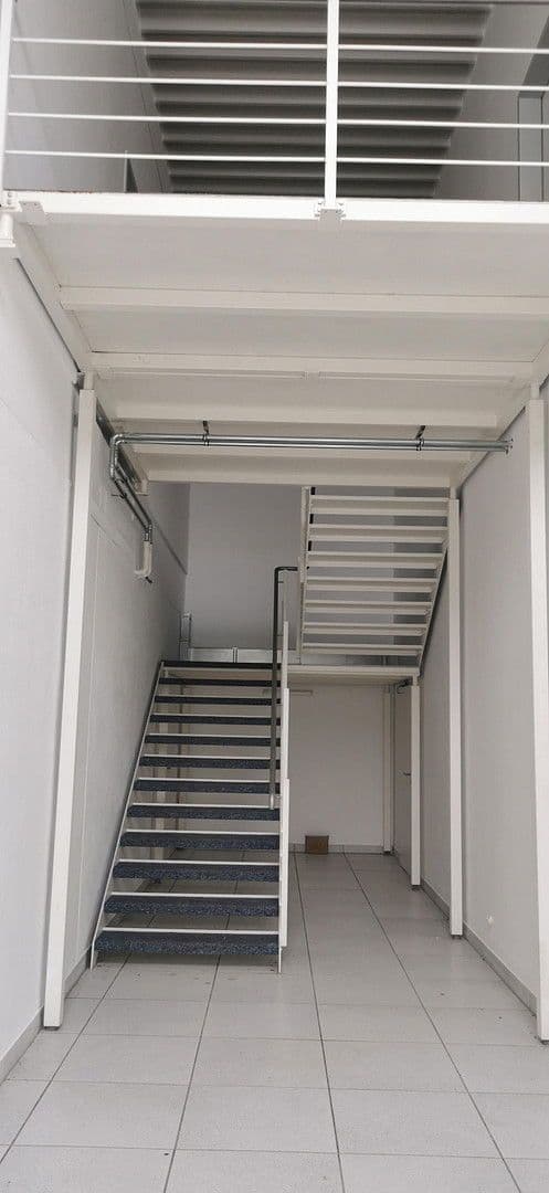 Prenájom kancelárie 270 m², Affingerstr. 12-14, Augsburg, Bavorsko Prenájom kancelárie 270 m², Affingerstr. 12-14, Augsburg, Bavorsko