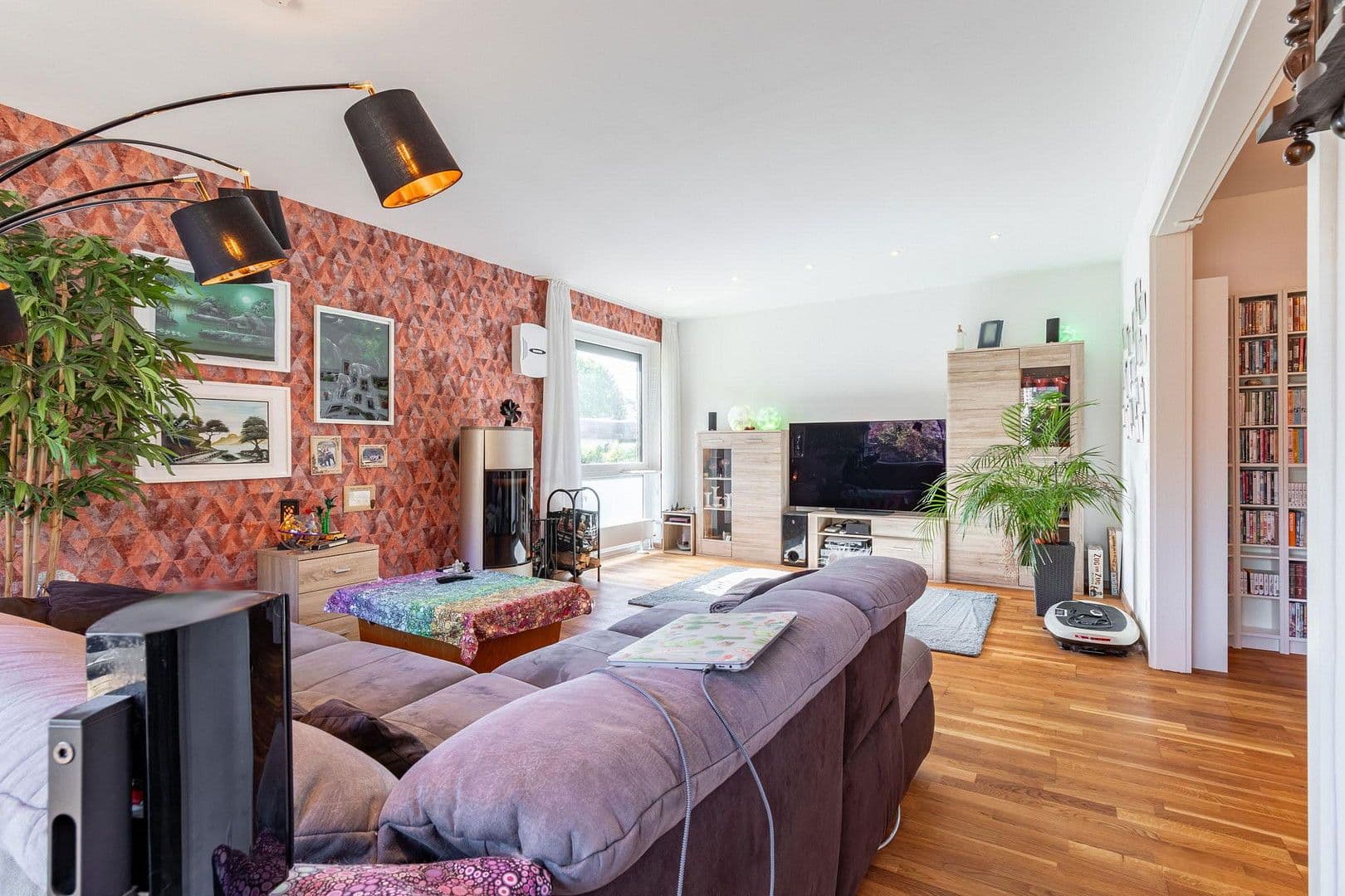 Predaj domu 125 m², pozemek 516 m², Burgdorf, Dolné Sasko Predaj domu 125 m², pozemek 516 m², Burgdorf, Dolné Sasko