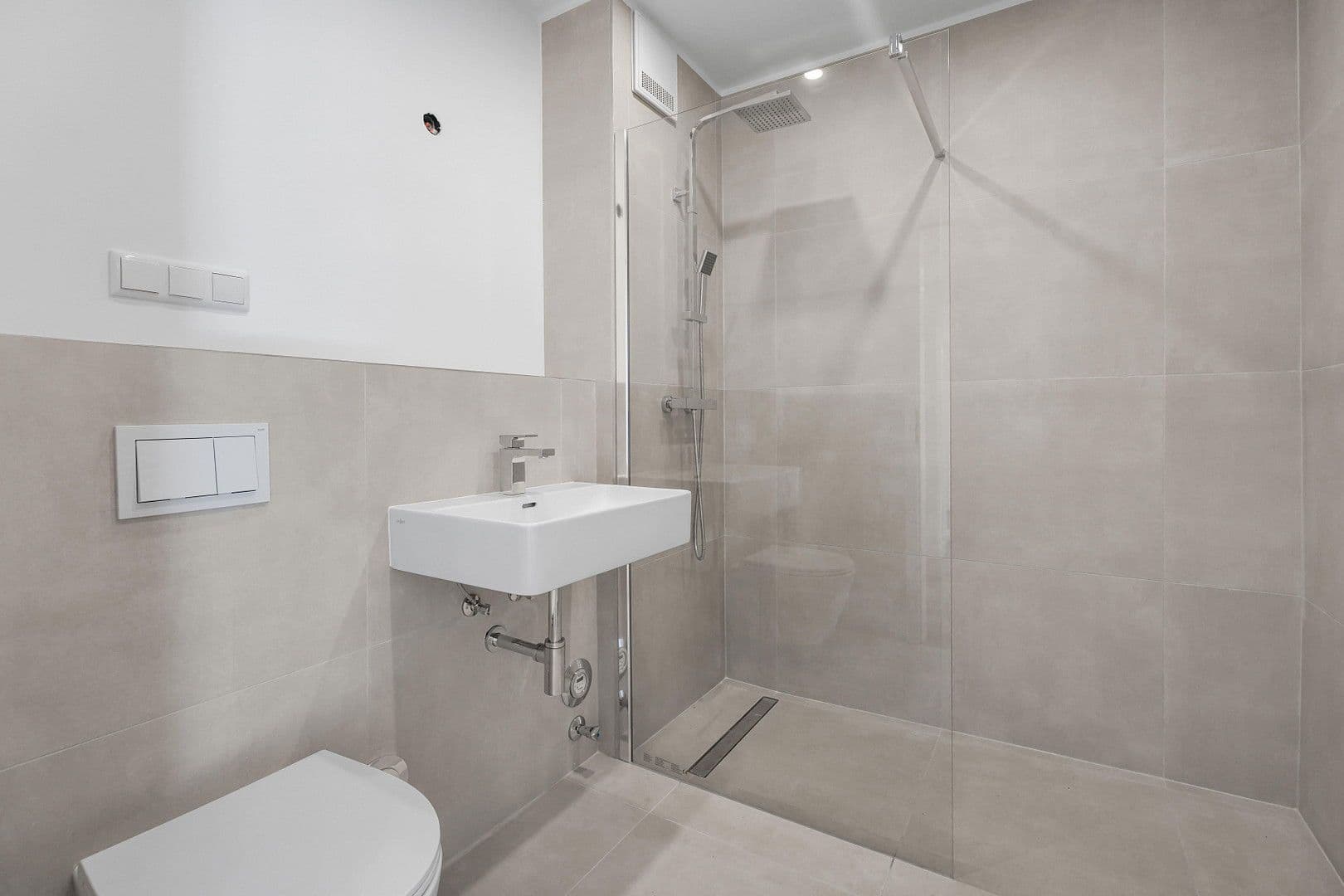 Prenájom bytu 2-izbový 55 m², Lindemannallee 17, Hannover, Dolné Sasko Prenájom bytu 2-izbový 55 m², Lindemannallee 17, Hannover, Dolné Sasko