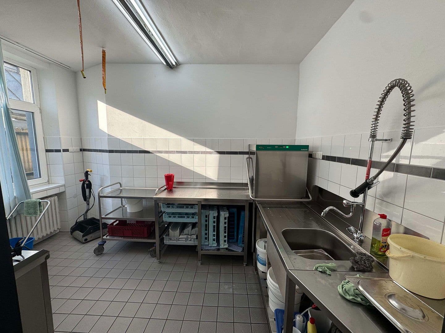 Predaj nebytového priestoru 4.000 m², Töging, Bavorsko Predaj nebytového priestoru 4.000 m², Töging, Bavorsko