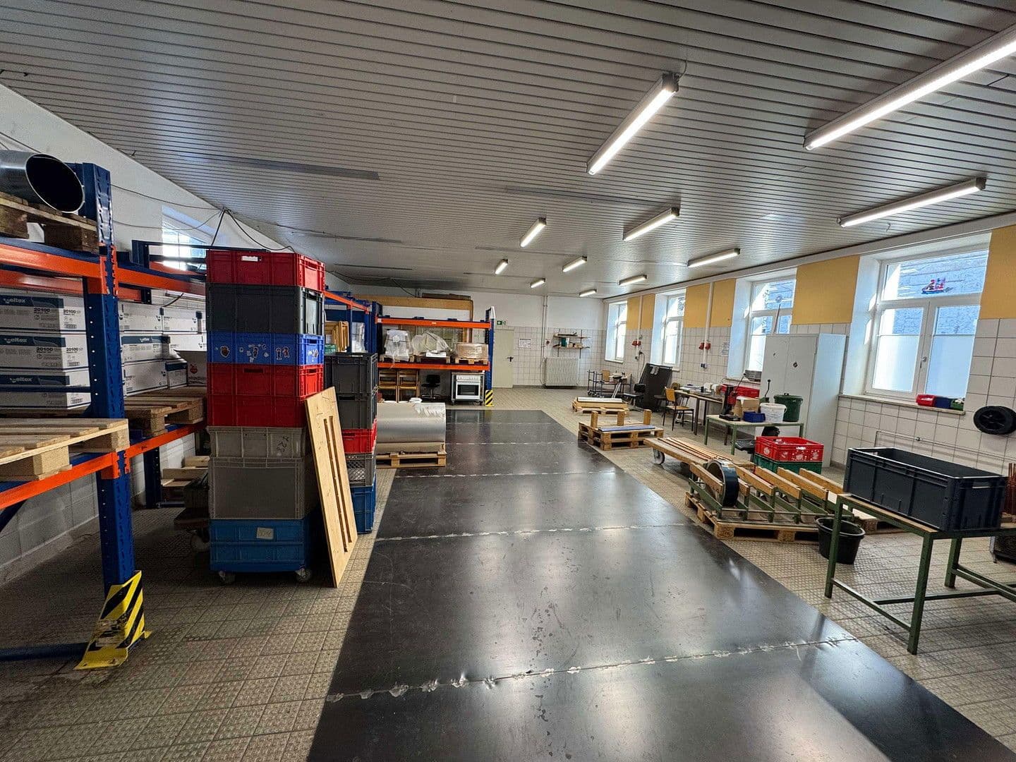 Predaj nebytového priestoru 4.000 m², Töging, Bavorsko Predaj nebytového priestoru 4.000 m², Töging, Bavorsko