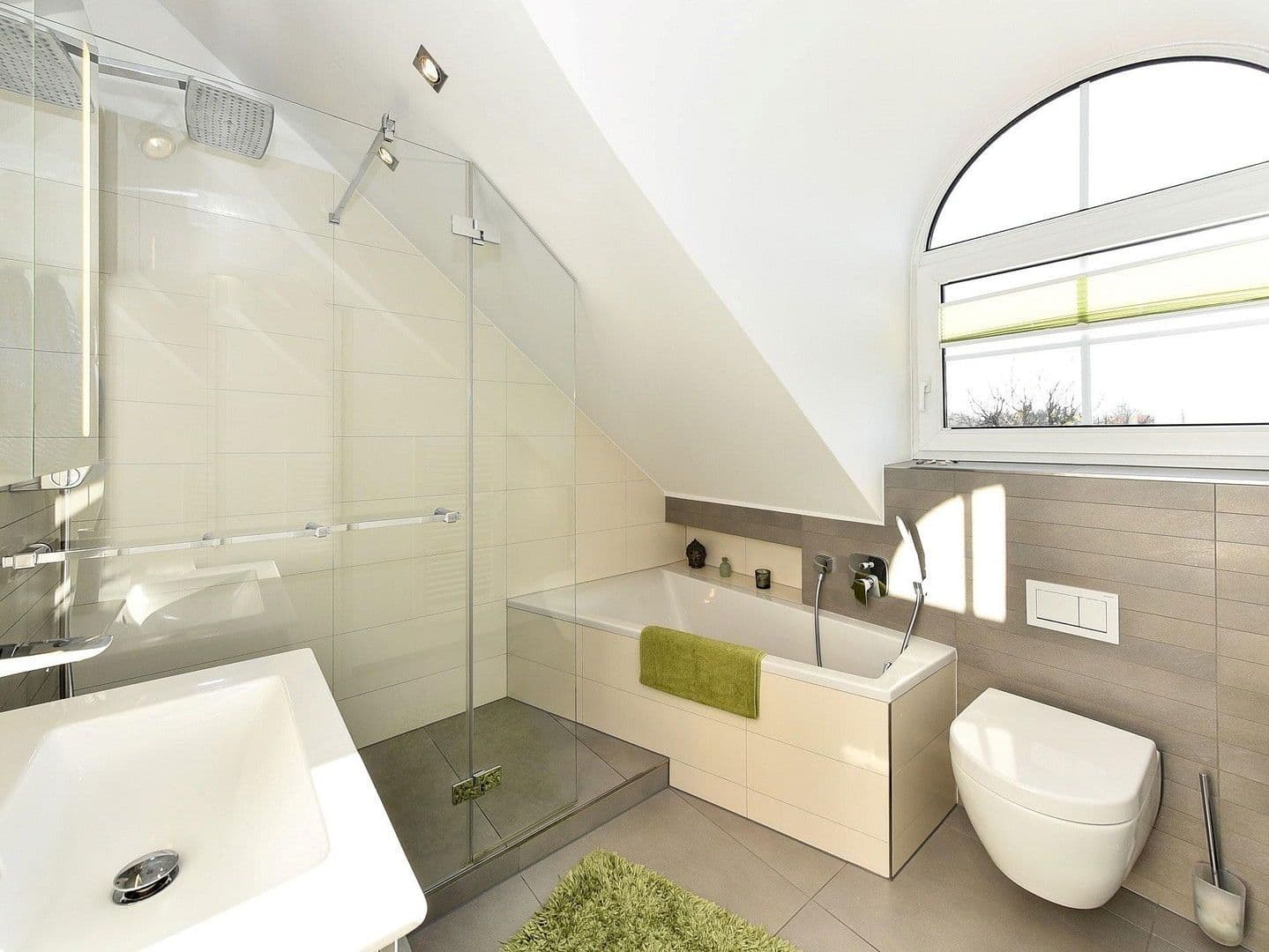 Prenájom bytu 2-izbový 80 m², Mainz, Porýnie-Falcko Prenájom bytu 2-izbový 80 m², Mainz, Porýnie-Falcko