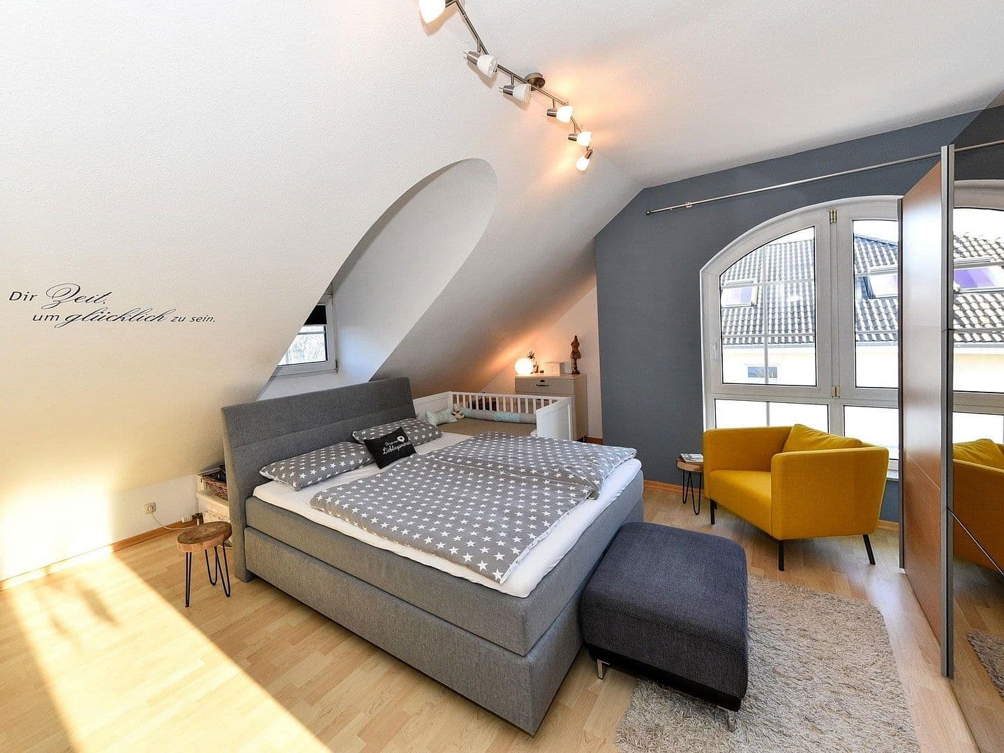 Prenájom bytu 2-izbový 80 m², Mainz, Porýnie-Falcko Prenájom bytu 2-izbový 80 m², Mainz, Porýnie-Falcko