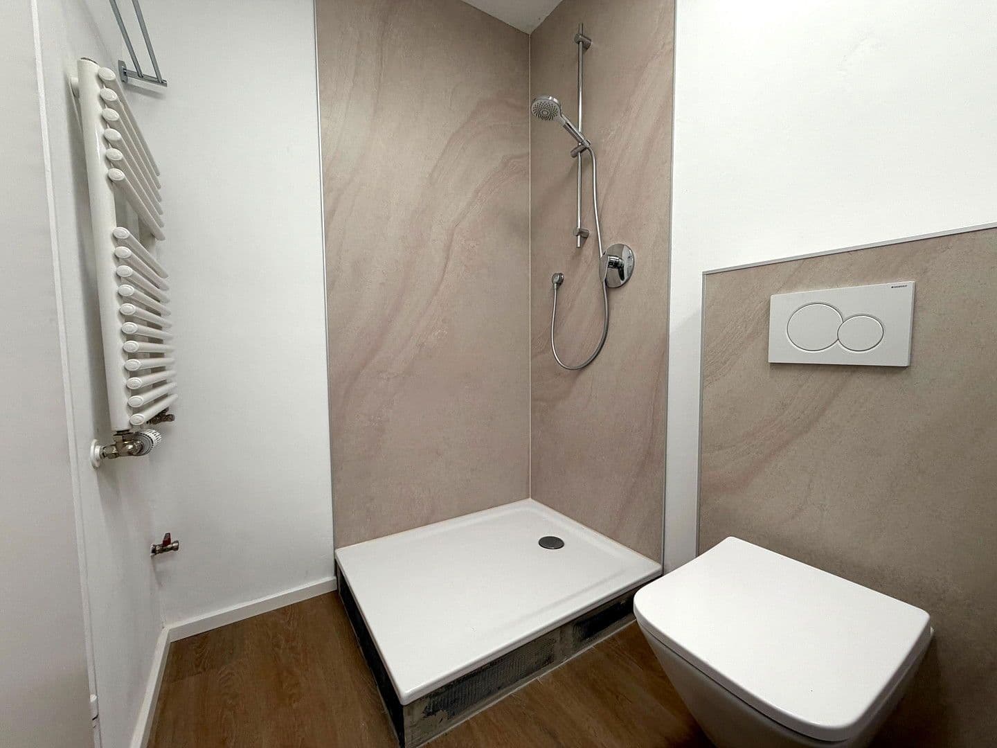 Prenájom bytu 3-izbový 71 m², Wermelskirchen, Severné Porýnie - Westfálsko Prenájom bytu 3-izbový 71 m², Wermelskirchen, Severné Porýnie - Westfálsko