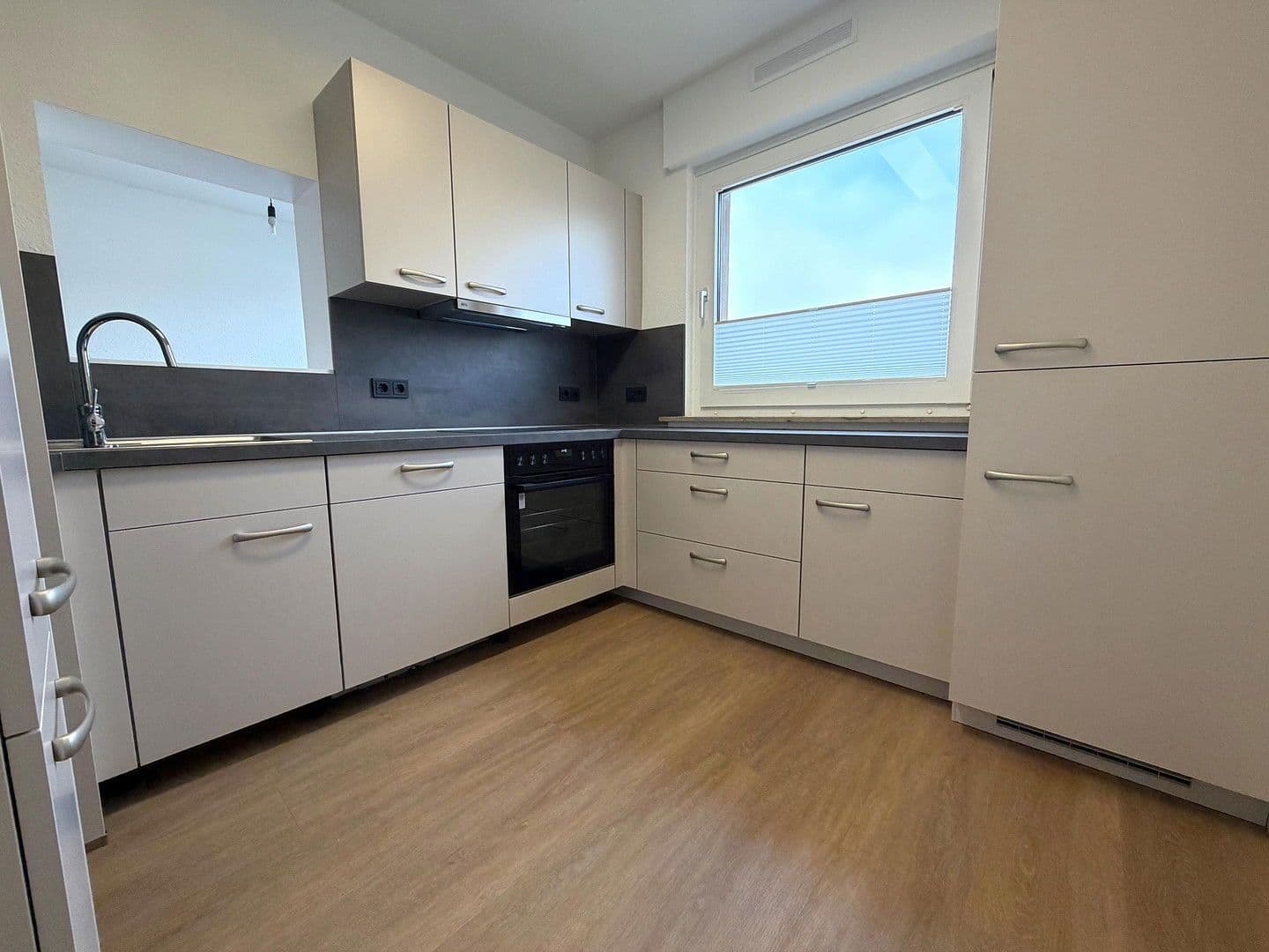 Prenájom bytu 3-izbový 71 m², Wermelskirchen, Severné Porýnie - Westfálsko Prenájom bytu 3-izbový 71 m², Wermelskirchen, Severné Porýnie - Westfálsko