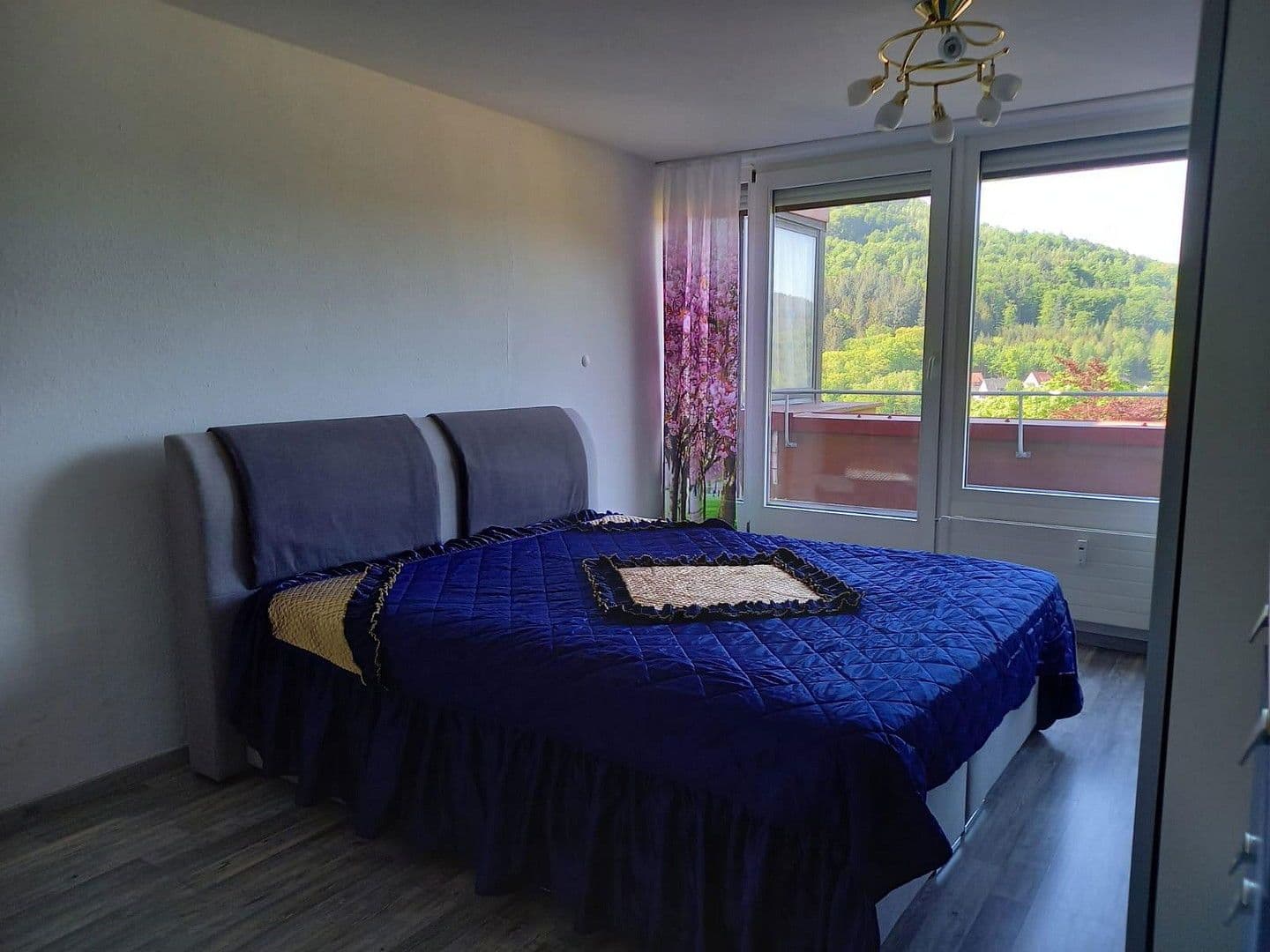 Predaj bytu 3-izbový 120 m², Oswald-Zobel-Straße 11, Bad Herrenalb, Bádensko-Wurttembersko Predaj bytu 3-izbový 120 m², Oswald-Zobel-Straße 11, Bad Herrenalb, Bádensko-Wurttembersko