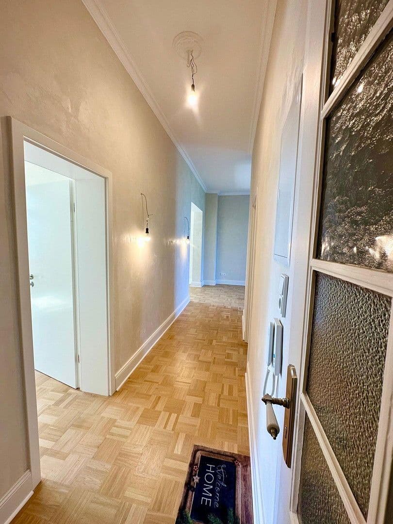 Predaj bytu 3-izbový 75 m², Frankfurt, Hesensko Predaj bytu 3-izbový 75 m², Frankfurt, Hesensko