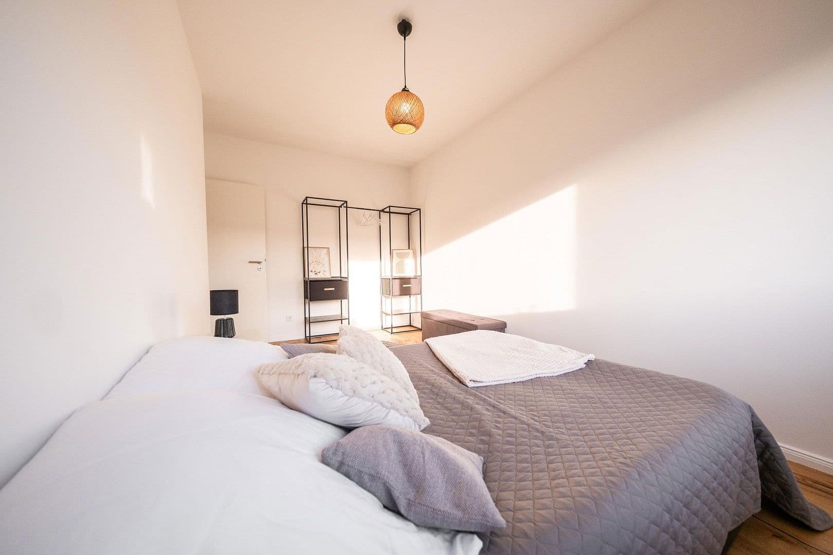 Predaj domu 133 m², pozemek 190 m², Kiefernweg 35, Stuhr, Dolné Sasko Predaj domu 133 m², pozemek 190 m², Kiefernweg 35, Stuhr, Dolné Sasko