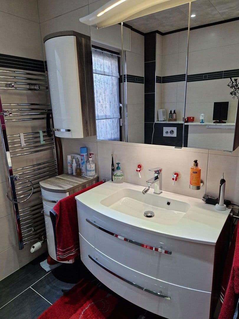 Predaj domu 133 m², pozemek 399 m², Nörvenich, Severné Porýnie - Westfálsko Predaj domu 133 m², pozemek 399 m², Nörvenich, Severné Porýnie - Westfálsko