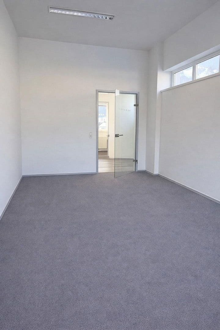 Prenájom kancelárie 17 m², Leopold-Luger-Straße 1, Saalfelden am Steinernen Meer, Salzbursko Prenájom kancelárie 17 m², Leopold-Luger-Straße 1, Saalfelden am Steinernen Meer, Salzbursko