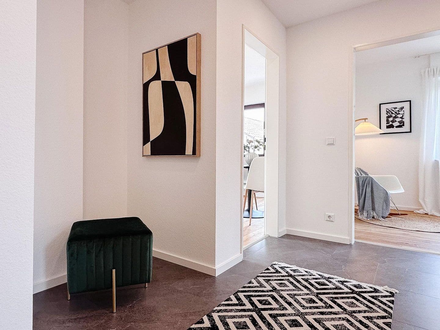 Predaj bytu 3-izbový 81 m², Leonberg, Bádensko-Wurttembersko Predaj bytu 3-izbový 81 m², Leonberg, Bádensko-Wurttembersko