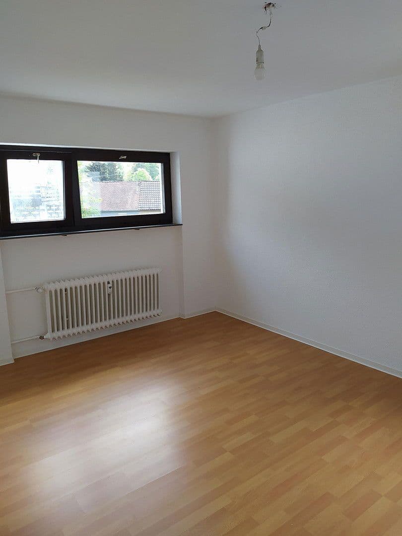 Prenájom bytu 4-izbový 94 m², Pfauenstraße 32, Sigmaringen, Bádensko-Wurttembersko Prenájom bytu 4-izbový 94 m², Pfauenstraße 32, Sigmaringen, Bádensko-Wurttembersko