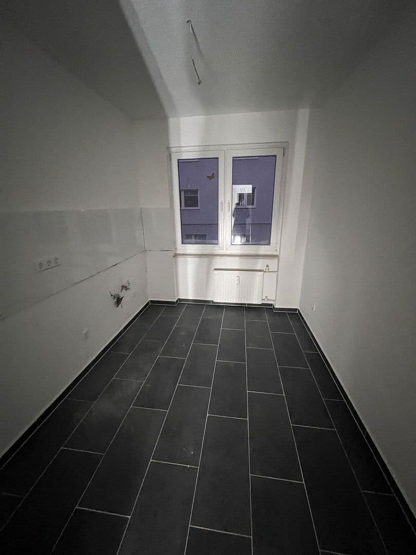 Prenájom bytu 2-izbový 61 m², Schlangenwallstraße 5, Gelsenkirchen, Severné Porýnie - Westfálsko Prenájom bytu 2-izbový 61 m², Schlangenwallstraße 5, Gelsenkirchen, Severné Porýnie - Westfálsko