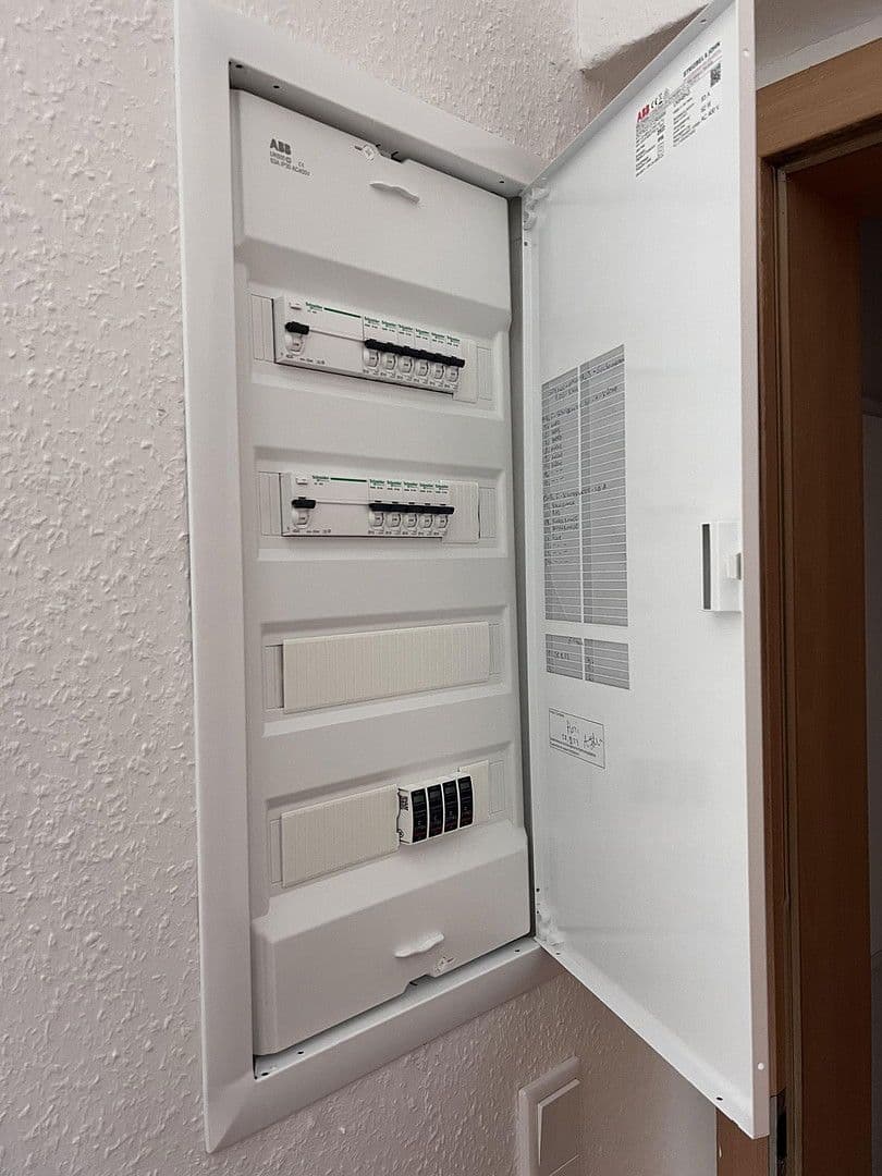 Prenájom bytu 2-izbový 61 m², Schlangenwallstraße 5, Gelsenkirchen, Severné Porýnie - Westfálsko Prenájom bytu 2-izbový 61 m², Schlangenwallstraße 5, Gelsenkirchen, Severné Porýnie - Westfálsko