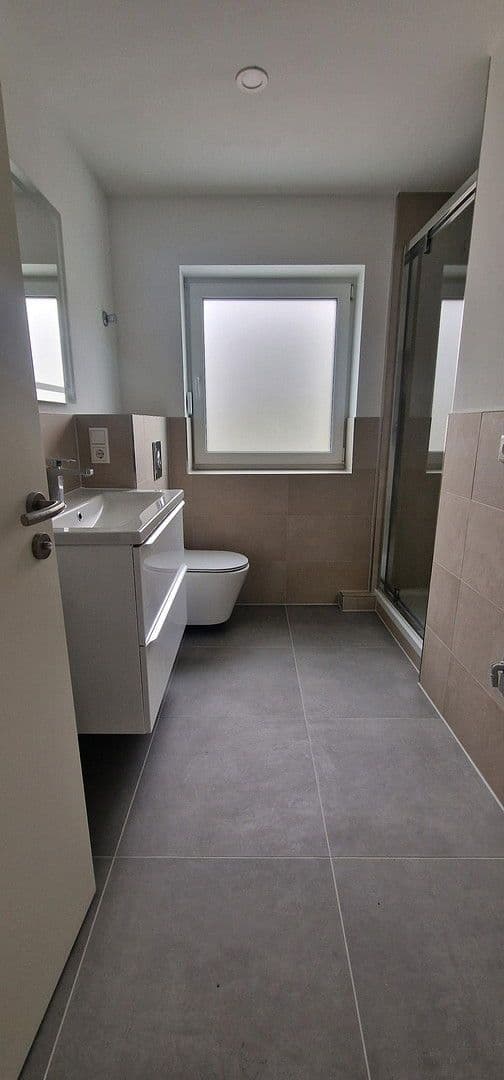 Prenájom bytu 2-izbový 50 m², Hauptstr. 2a, Schwarzenbruck, Bavorsko Prenájom bytu 2-izbový 50 m², Hauptstr. 2a, Schwarzenbruck, Bavorsko