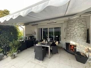 Predaj domu 135 m², pozemek 967 m², Bönningstedt, Šlezvicko-Holštajnsko Predaj domu 135 m², pozemek 967 m², Bönningstedt, Šlezvicko-Holštajnsko