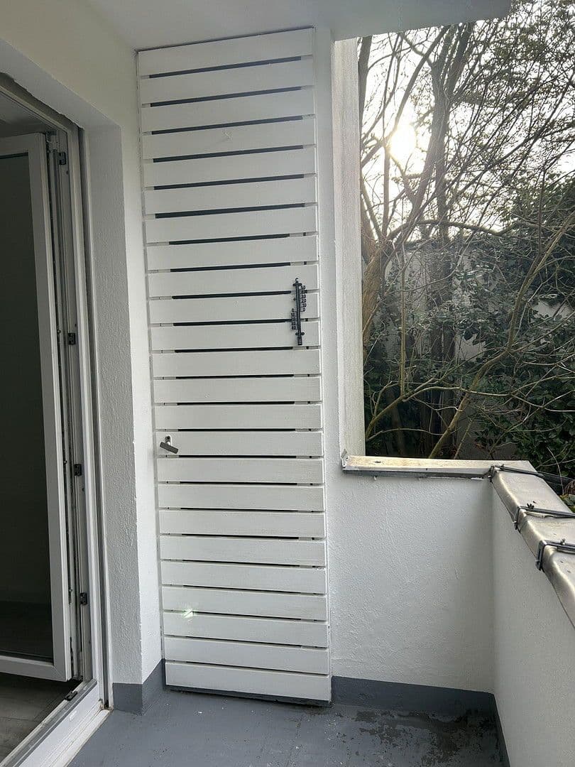 Prenájom bytu 3-izbový 68 m², Curieweg 12, Düsseldorf, Severné Porýnie - Westfálsko Prenájom bytu 3-izbový 68 m², Curieweg 12, Düsseldorf, Severné Porýnie - Westfálsko