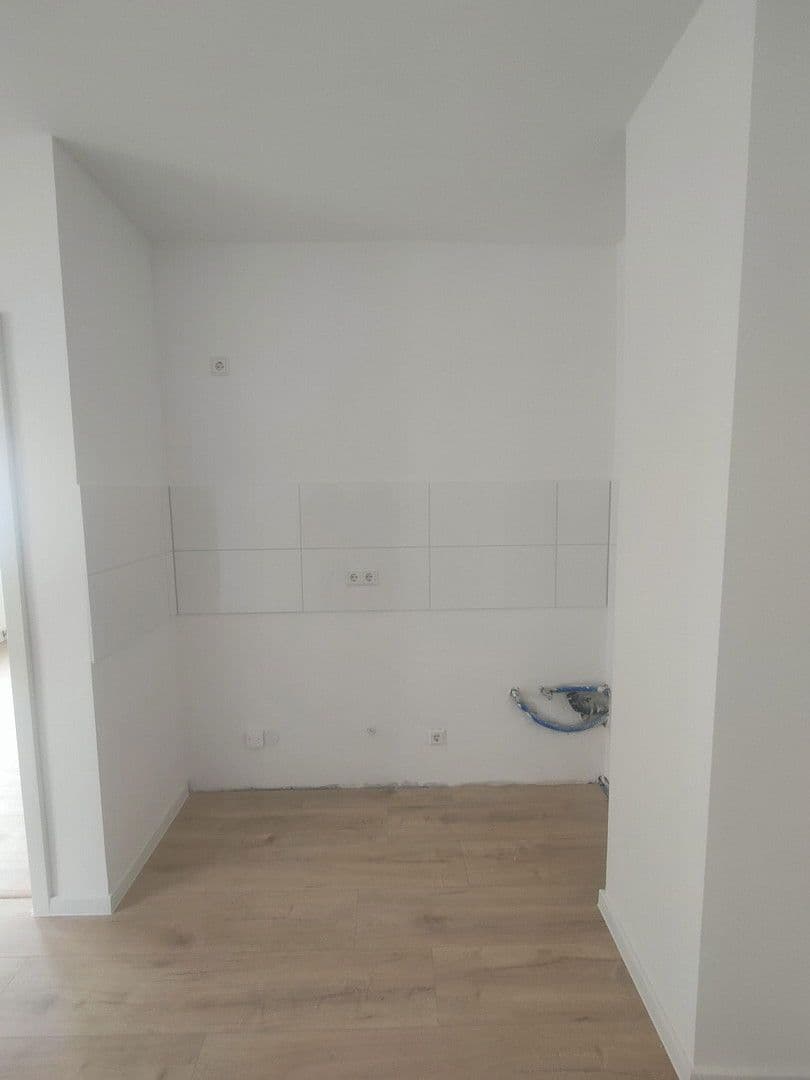 Prenájom bytu 2-izbový 45 m², Flensburger Str. 50, Wuppertal, Severné Porýnie - Westfálsko Prenájom bytu 2-izbový 45 m², Flensburger Str. 50, Wuppertal, Severné Porýnie - Westfálsko