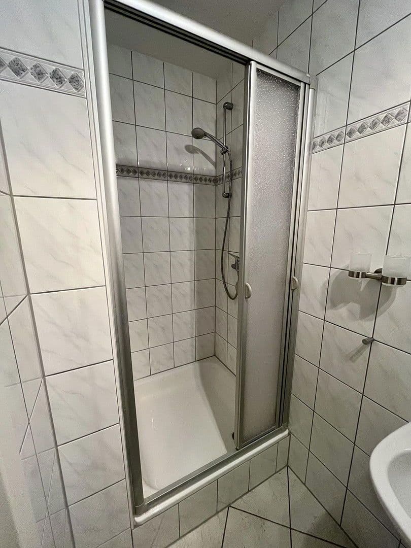 Prenájom domu 146 m², pozemek 209 m², Niedernhausen, Hesensko Prenájom domu 146 m², pozemek 209 m², Niedernhausen, Hesensko