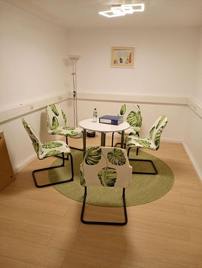 Prenájom kancelárie 62 m², Kleine Klostergasse 16, Friedberg (Hessen), Hesensko Prenájom kancelárie 62 m², Kleine Klostergasse 16, Friedberg (Hessen), Hesensko