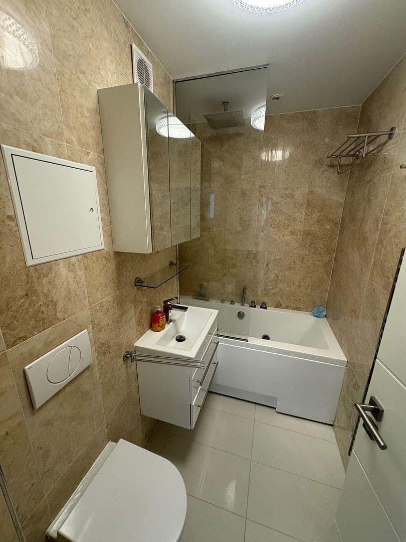 Predaj bytu 3-izbový 58 m², Neue Jakobstr. 23, Berlin, Berlín Predaj bytu 3-izbový 58 m², Neue Jakobstr. 23, Berlin, Berlín