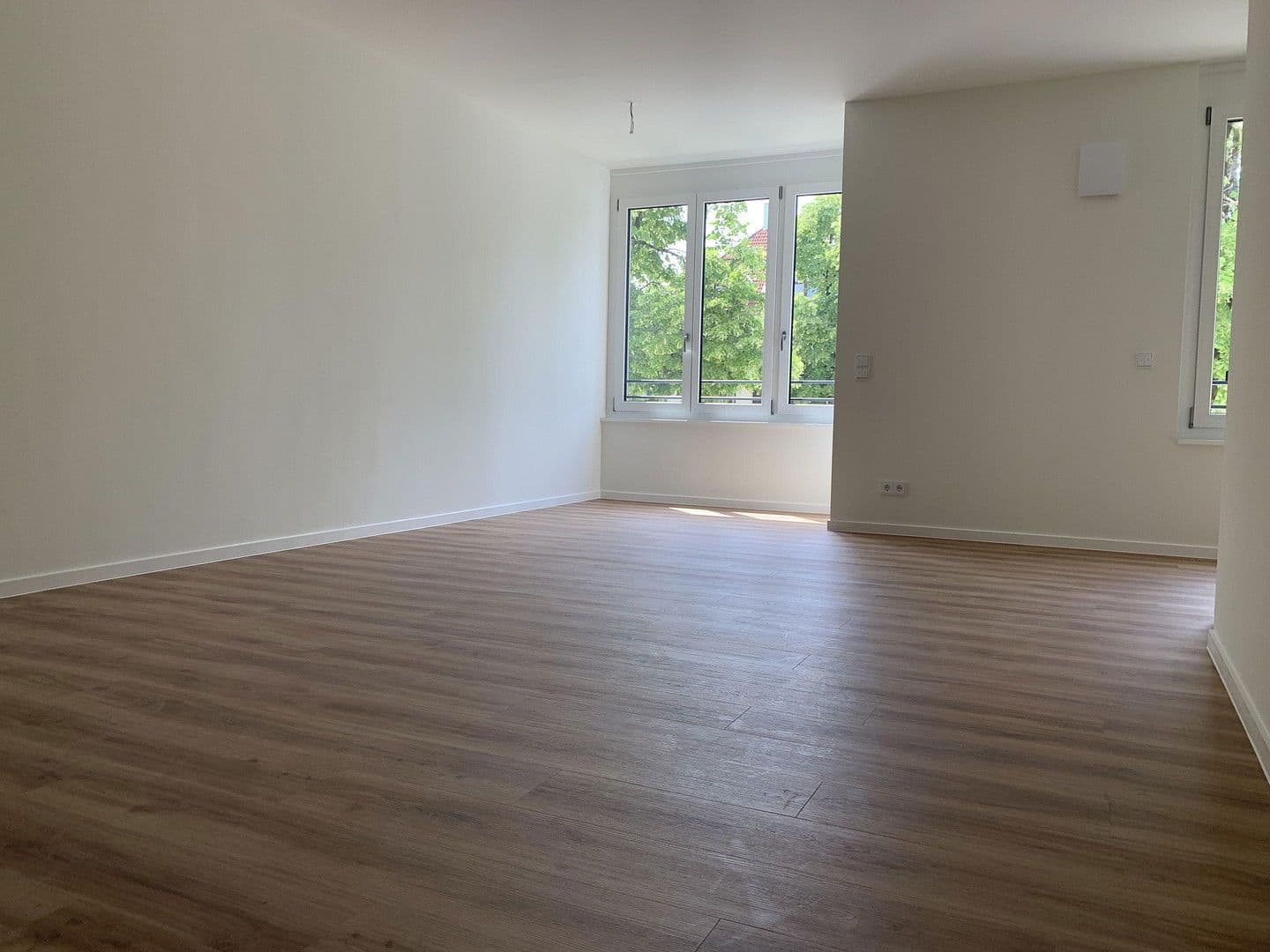 Prenájom bytu 2-izbový 67 m², Graswanger Str. 17, München, Bavorsko Prenájom bytu 2-izbový 67 m², Graswanger Str. 17, München, Bavorsko